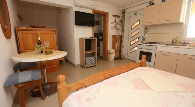 Apartments Orhideja #2, Забронировать Апартаменты/квартира Водице Шибенско-Книнская жупания, рядом с Пристань для яхт ACI Водице