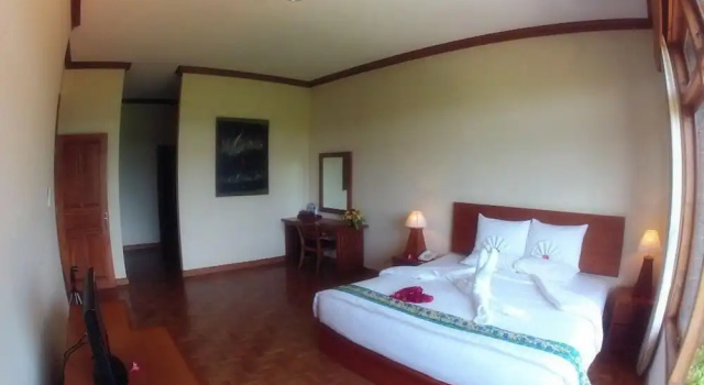 Люкс Executive с балконом и с видом на море Langon Bali Resort