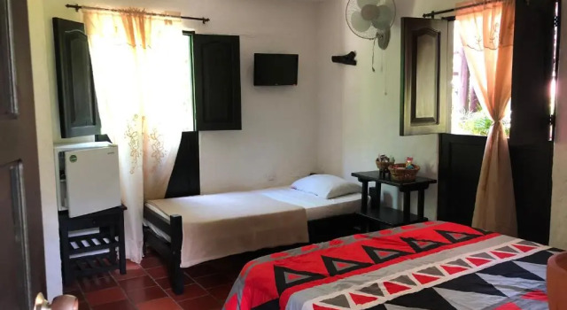Трёхместный номер Standard с балконом и с красивым видом из окна Hotel Campestre Casona del Camino Real