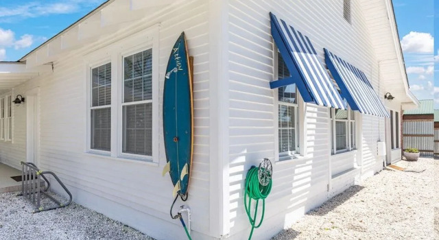 Beach Bum Inn by Tybee Vacation Rentals