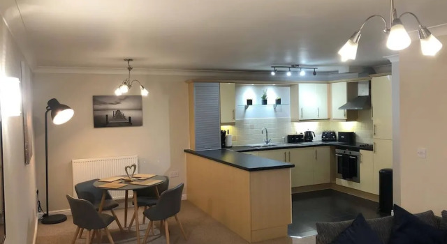 Апартаменты с 2 комнатами с видом на реку Meadow View Apt 2BR & 2 Bath Parking Near St Neots