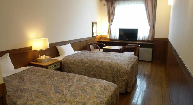 Standard Twin room Rakuchin