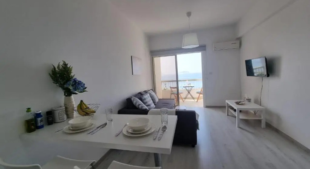 Super Modern Beachfront 1 bedroom - sleeps 4, Book Apartment Hotels in Limassol with Parking, near DaNala Beach, Parking