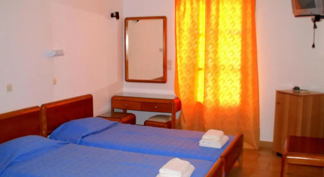 Трёхместный номер Standard Blue Bay Hotel