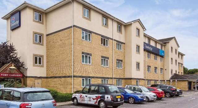 Travelodge Harlow, Book Hotel Hoteller i Harlow med parkering, Parkering