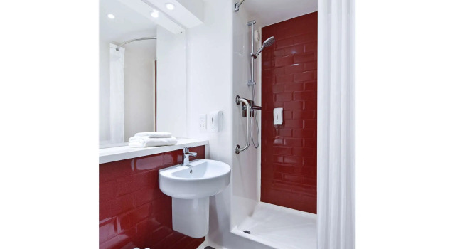 Номер Standard Travelodge Macclesfield Central