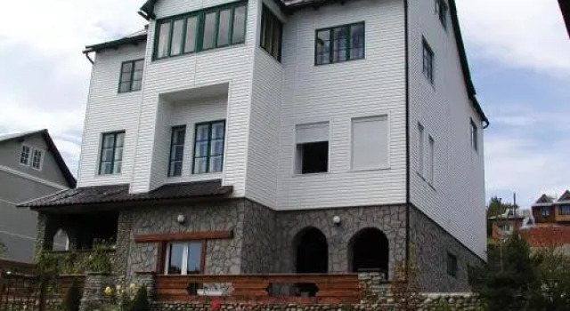 Sadyba Karpatiya, Prenota Hotel Hotel a Ivano-Frankovsk con parcheggio, Parcheggio