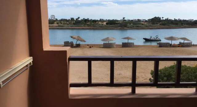 Апартаменты West Golf 1BR