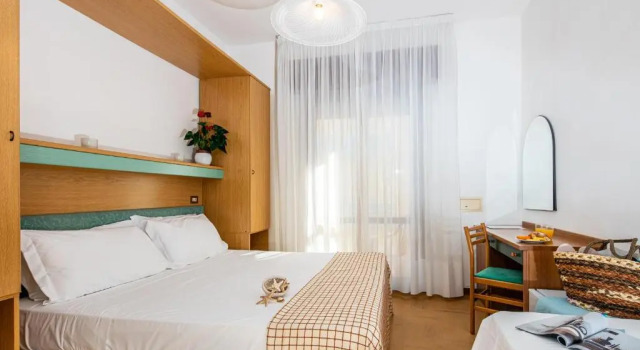 Трёхместный номер Standard с частичным видом на море Hotel Astor