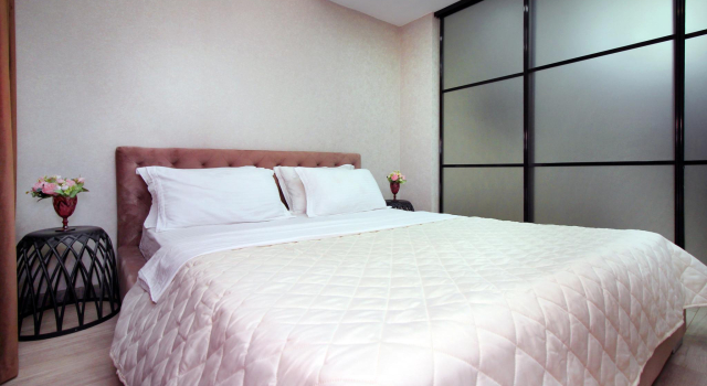 Almaty Apartments (Алматы Апартментс) на улице Тулебаева 49/1, Забронировать Апартаменты/квартира Апартаменты Алматы, рядом с Станция метро Алмалы, Апартаменты/квартира