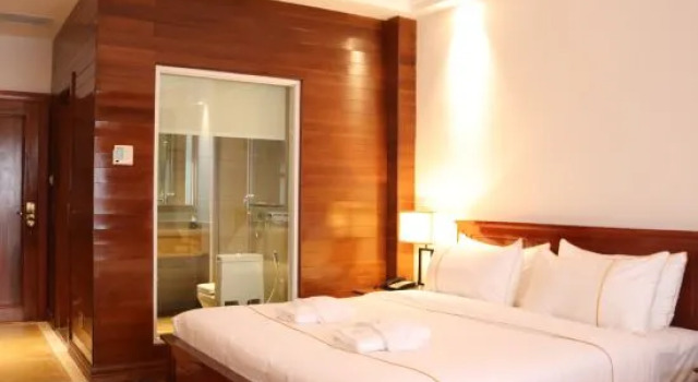 Номер Standard Chang Palace Vientiane