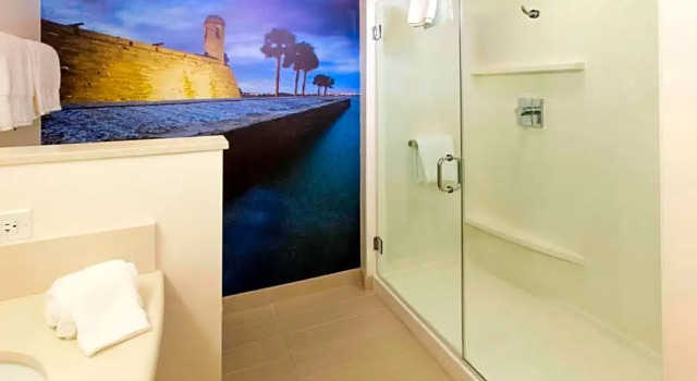 Номер Standard с видом на улицу Courtyard by Marriott St. Augustine Beach