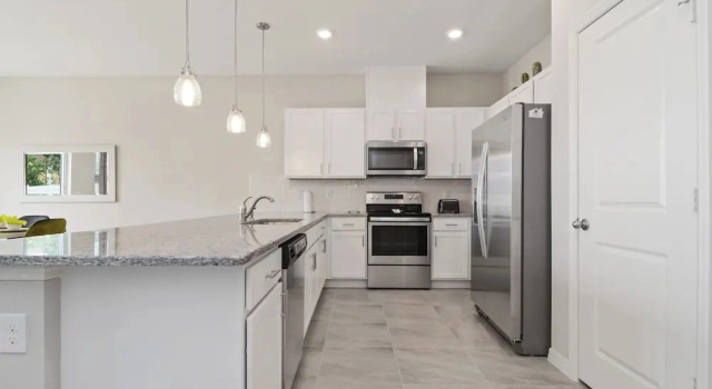 Коттедж 4 Bd Sleeps 10 w Gameroom Close to Disney 5147
