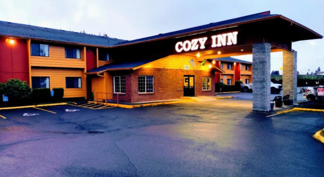 Cozy Inn, 预订 酒店 森特勒利亚 华盛顿州