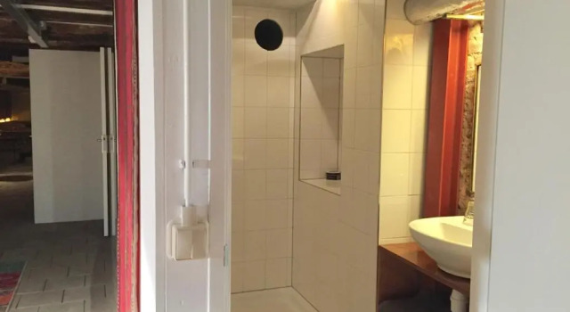 Апартаменты Top-notch space along canal in historic centre