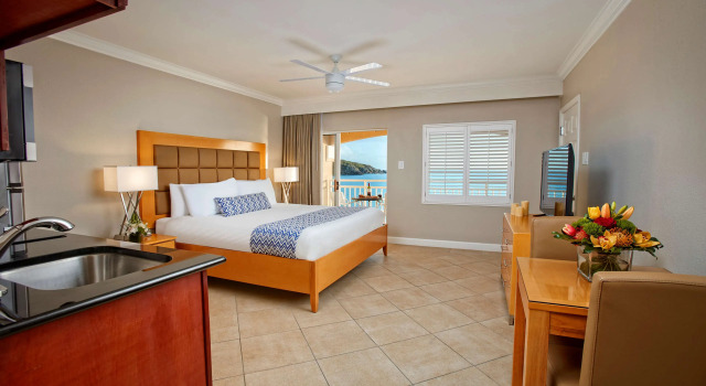 Studio Suite Divi Little Bay Beach Resort