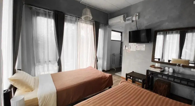 Двухместный номер Deluxe с видом на бассейн Lamphu House Chiang Mai