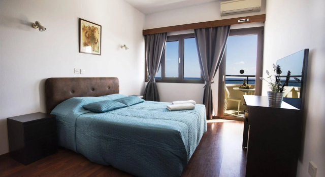 Pigeon Beach Hotel Apartments