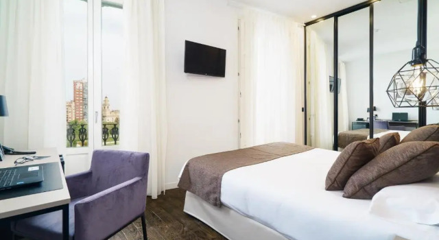 Двухместный номер Standard с балконом Blanq Carmen Hotel