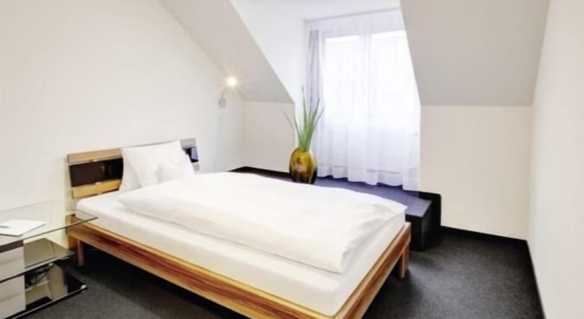 Номер Standard Hotel Schiff am Rhein