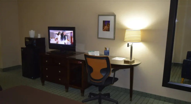 Двухместный номер Deluxe с красивым видом из окна Landmark Inn