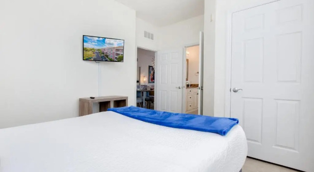 Updated Condo Near Conv Ctr, I-drive & Universal!, Rezerwuj Apartament Hotele w Kissimmee z basenem, Basen