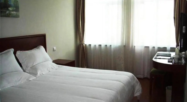 GreenTree Inn Zhejiang Ningbo Passenger Transport Center Tongda Road Shell Hotel