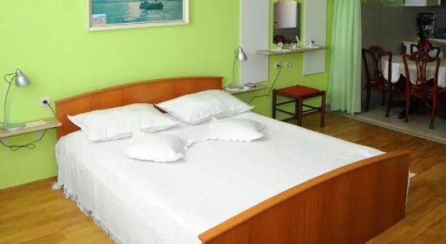 Apartments Nizetic at Waterfront, Забронировать Апартаменты/квартира Апартаменты Макарска, рядом с Набережная Рива (Макарска), Апартаменты/квартира