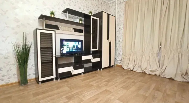 Divan i chemodan on Galushchaka Street 17, Prenota Appartamento Hotel economici a Novosibirsk Region