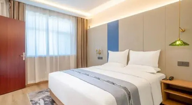 Люкс Holiday Inn Bali (Lanzhou Xigucheng High speed Railway Station)