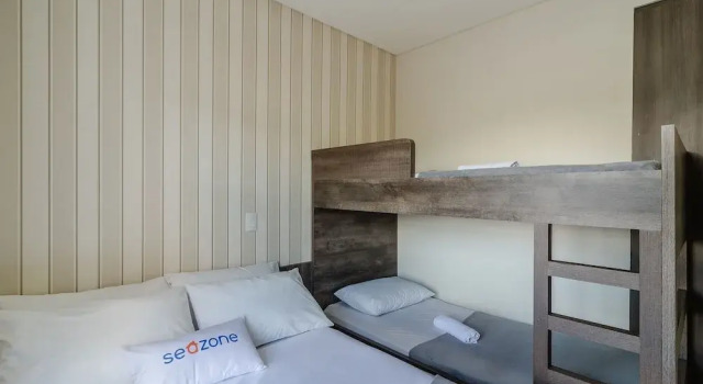 Apt w/ BBQ & View, 130m From Beach Rsd0202