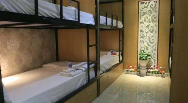 Кровать в общем номере Sen Trang Hotel