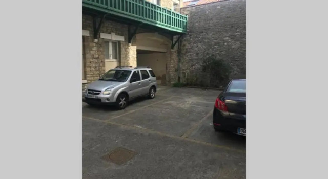 T3 Centre Proche Plage Avec Parking Privatif, Prenota Appartamento Hotel a Aquitania con parcheggio, Parcheggio