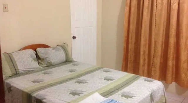 Walker's Holiday Apartment