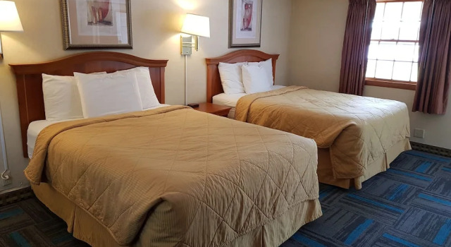 Номер Standard с видом на реку Franconia Notch Motel
