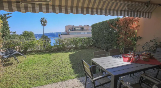 AGRIANTHE - Villefranche-sur-Mer, Забронировать Апартаменты/квартира Отели в центре Вильфранш-сюр-Мер, в центре