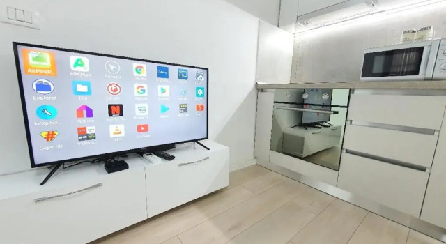 Апартаменты Miku Apartment -Charming Studio at Myslym Shyri