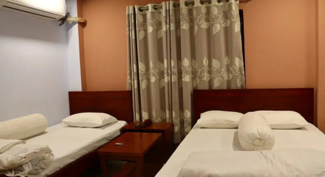 Номер Deluxe Hotel Marina International Ltd