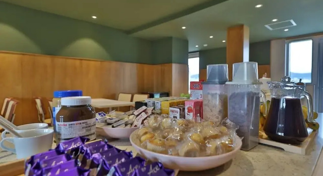 Gridt Hotel & Home, Забронировать Отель Отели Кёнджу 3 звезды, рядом с Монумент, прославляющий сыновнюю привязанность Сона Сияна, 3*