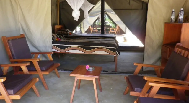 Тент с балконом Blue Zebra Island Lodge