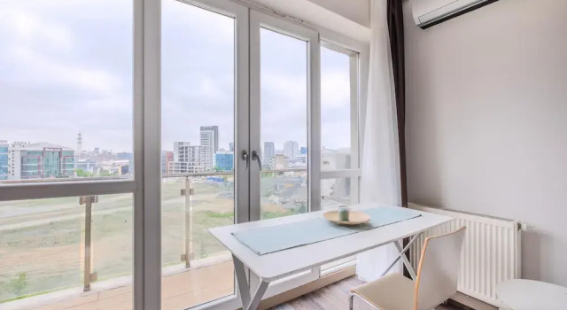 Modern Residence Studio Flat w Balcony in Bagcilar