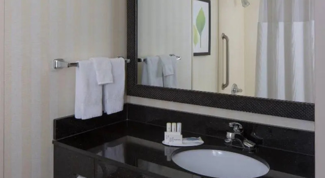 Номер Classic Fairfield Inn & Suites Orlando Lake Buena Vista