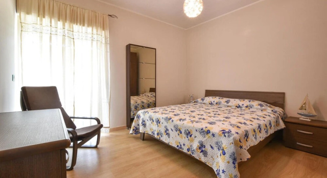Stunning Apartment in Calatabiano With Outdoor Swimming Pool, Wifi and 3 Bedrooms, Book Lejlighed Hoteller i Calatabiano med pool, Swimmingpool