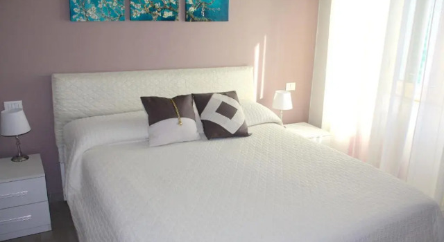 Big Central Room (Adults Only)