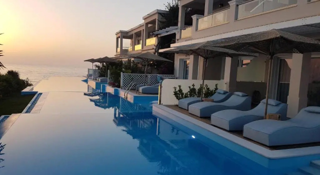 Люкс Presidential Paralia Luxury Suites