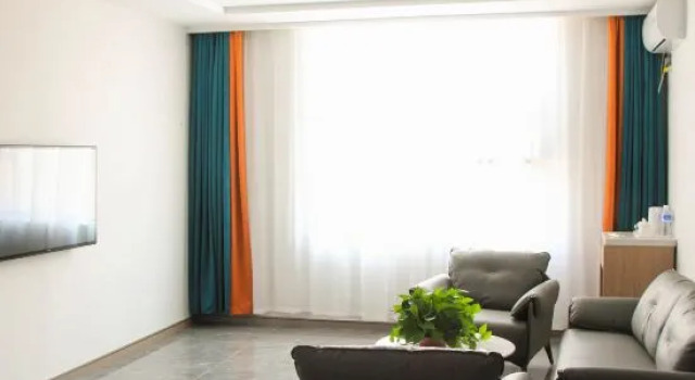 Люкс Deluxe Yiyuan Business Hotel