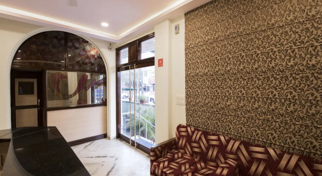 OYO 13643 Hotel Maharaja Palace, Rezervovat Hotel Džajpur 