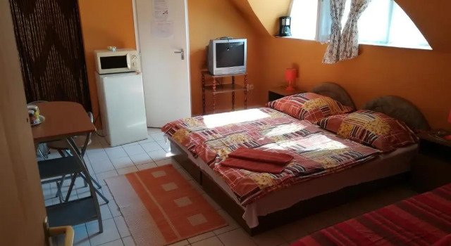 Номер Standard Tarr Apartmanok