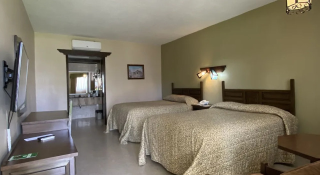 Hotel Hacienda, Rezervovat Hotel Hotely v Chihuahua s parkováním, Parkování