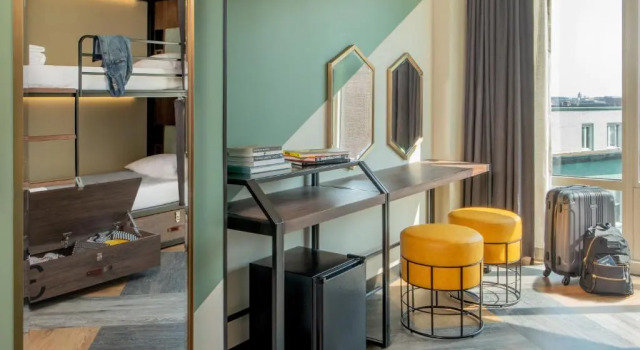 Кровать в общем номере (женский номер) Hotel Rendale Washington DC